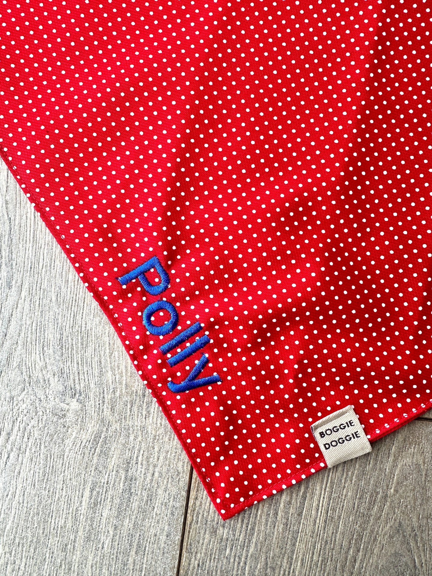 Bordado de nombre o iniciales