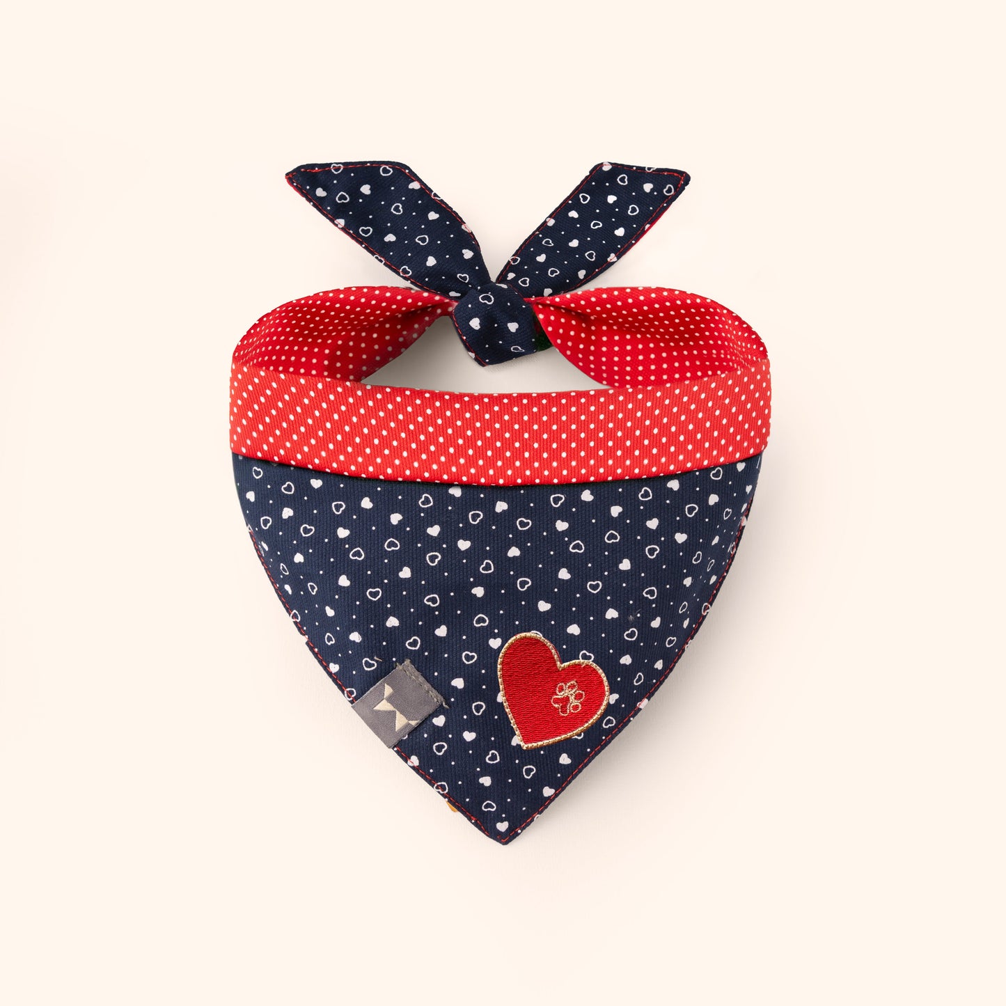 Bandana San Valentín azul marino con corazones y rojo con lunares