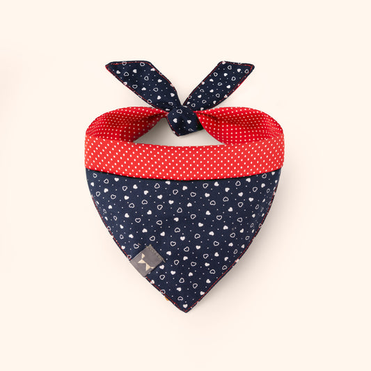 Bandana San Valentín azul marino con corazones y rojo con lunares